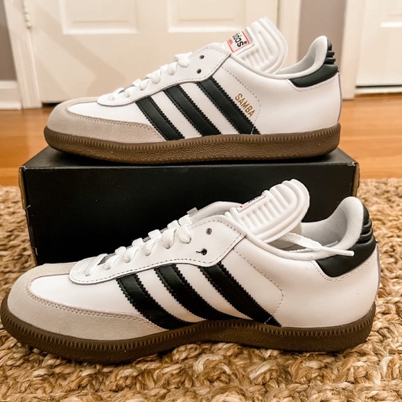 Addidas Samba Classic - Picture 2 of 4